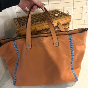 Tory Burch Whipstich Leather Tory Med.Tan and Blue Stitching Tote UNIQUE and FUN